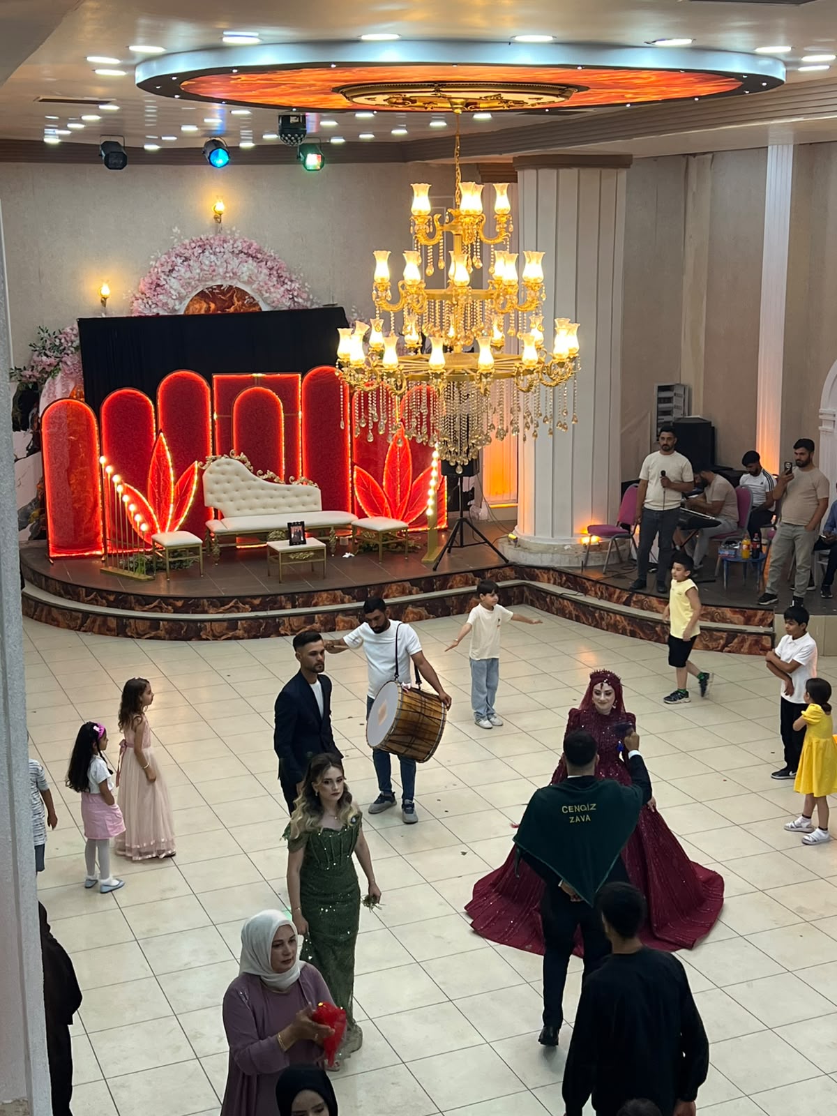PARİS BALO DÜĞÜN SALONU