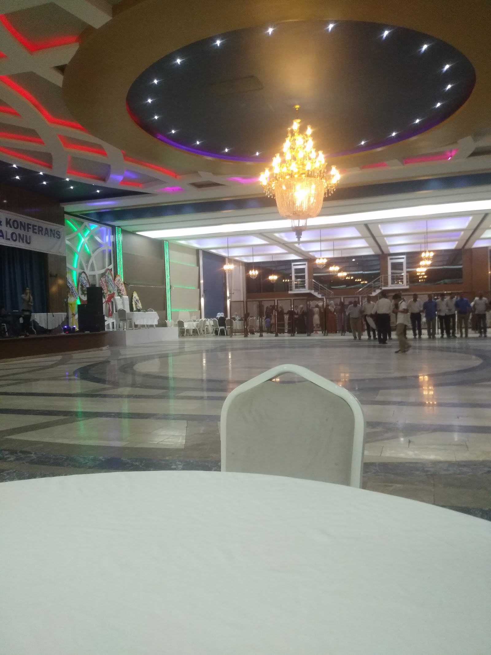 şato park düğün ve konferans salonu